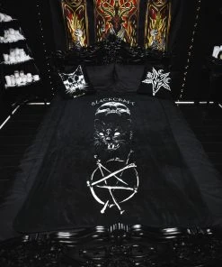 ACDC Hellcat Totem - Throw Blanket